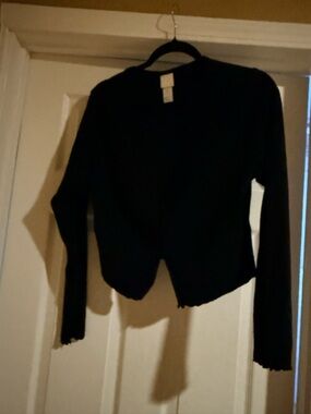H&M Black Long Sleeve Cropped Cardigan